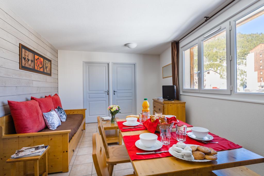 Lagrange Vacances L'Oree Des Cimes เลส์ อองเจลส์ ห้อง รูปภาพ